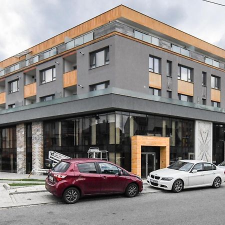 Modern Apartment In A Quiet Area 클루지나포카 외부 사진
