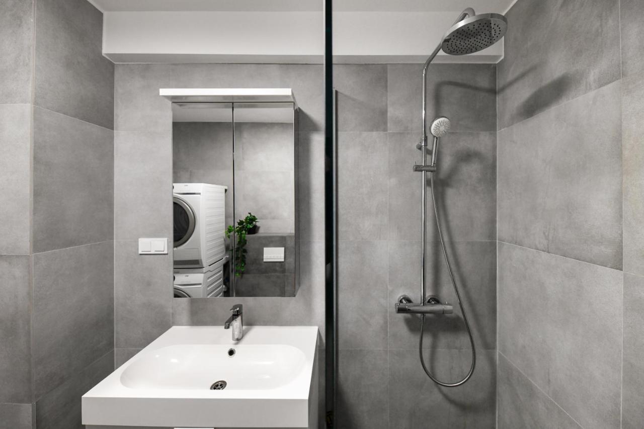 Modern Apartment In A Quiet Area 클루지나포카 외부 사진