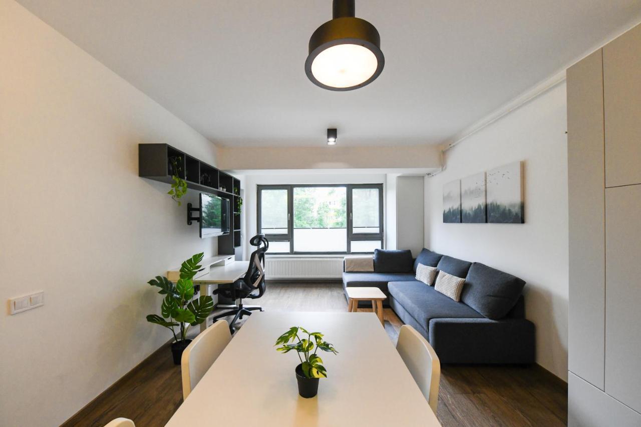 Modern Apartment In A Quiet Area 클루지나포카 외부 사진