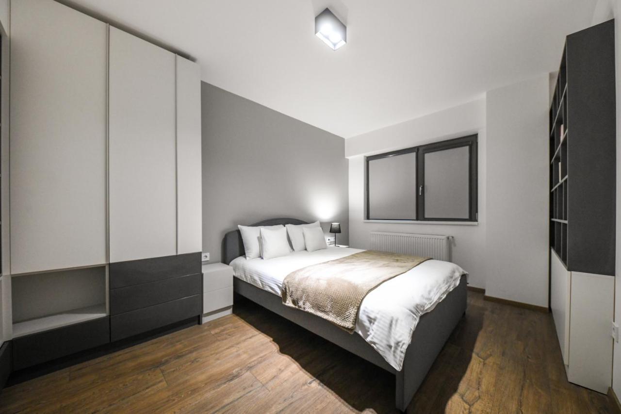 Modern Apartment In A Quiet Area 클루지나포카 외부 사진