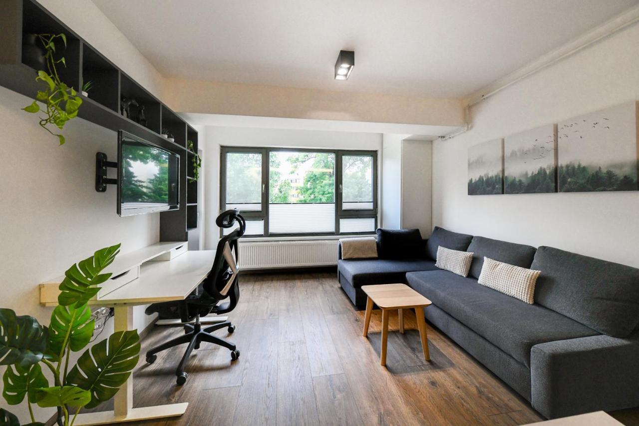 Modern Apartment In A Quiet Area 클루지나포카 외부 사진